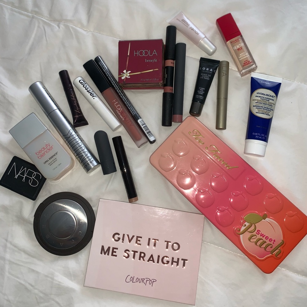 20 PIECE MAKEUP BUNDLE NARS BENEFIT TOO FACED HUDA